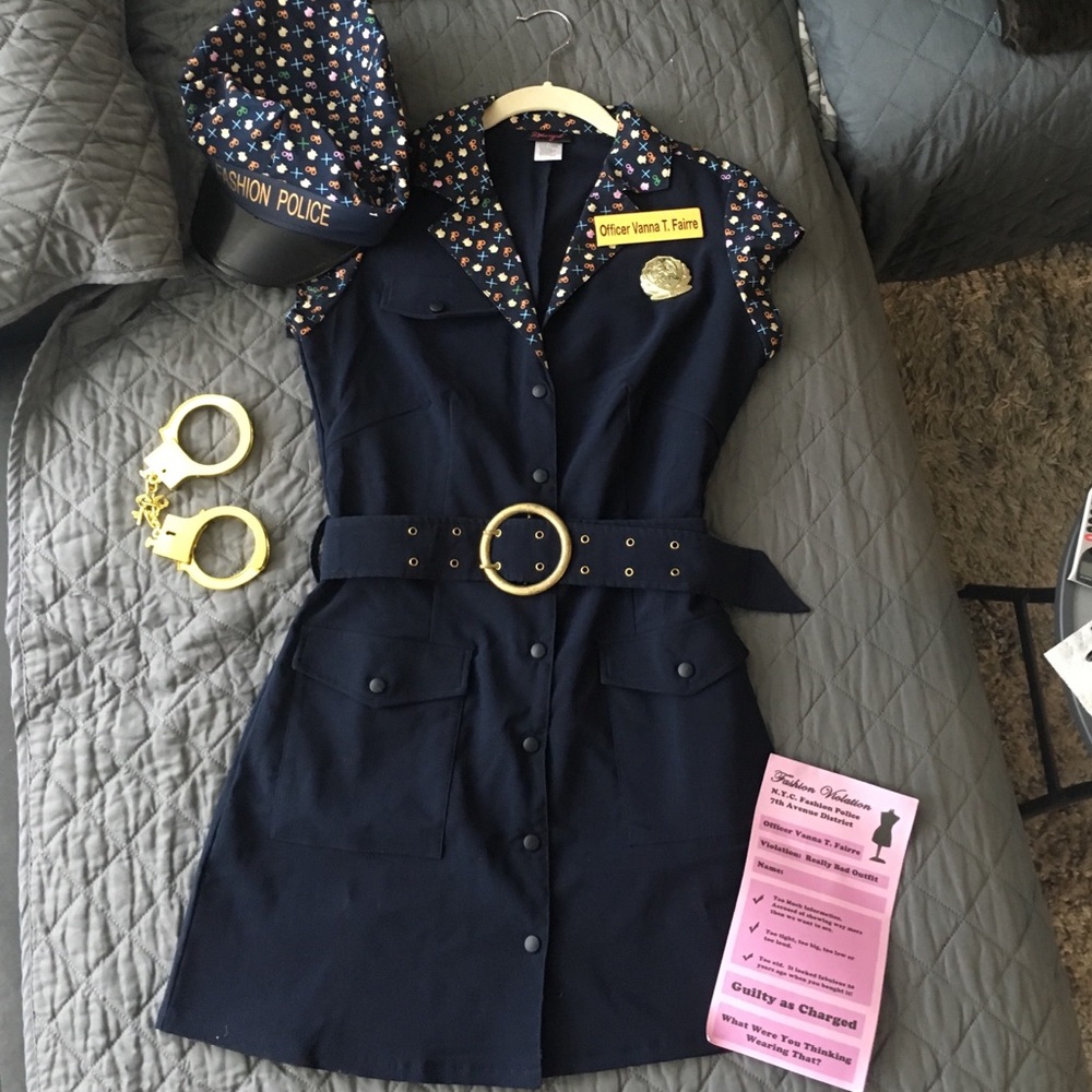 NWT Fashion Police Costume